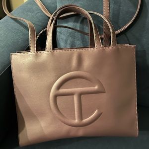 Medium eggplant Telfar shopping bag